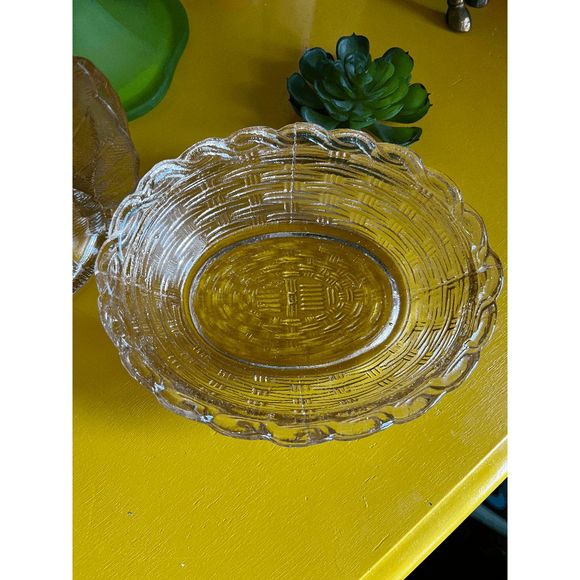 Vintage Mosser/LG Wright Pink Clear Glass 7-inch Hen On Nest - Picture 6 of 6